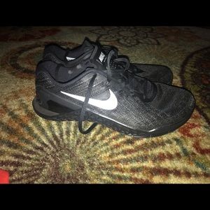 Men’s Nike shoes